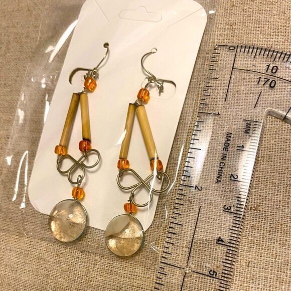 NWT boho wire glass and wood clear marbled tribal dangle earrings hook backs - Picture 3 of 6